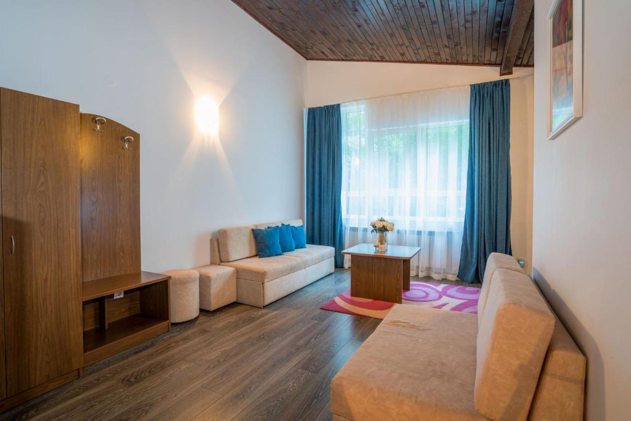 Family Park Hotel Kyoshkove شومن المظهر الخارجي الصورة