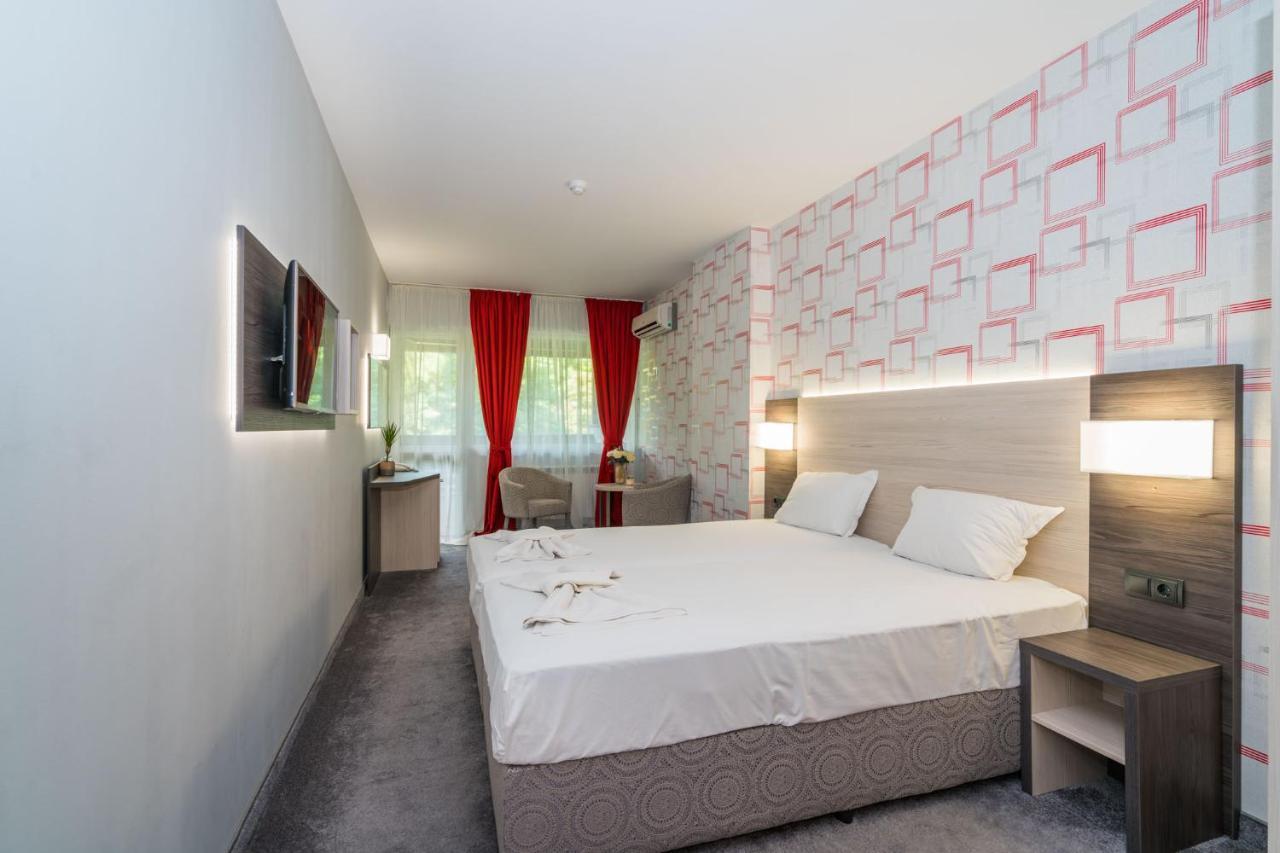Family Park Hotel Kyoshkove شومن المظهر الخارجي الصورة