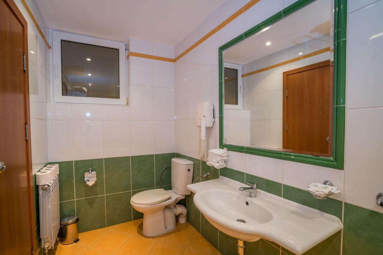 Family Park Hotel Kyoshkove شومن المظهر الخارجي الصورة